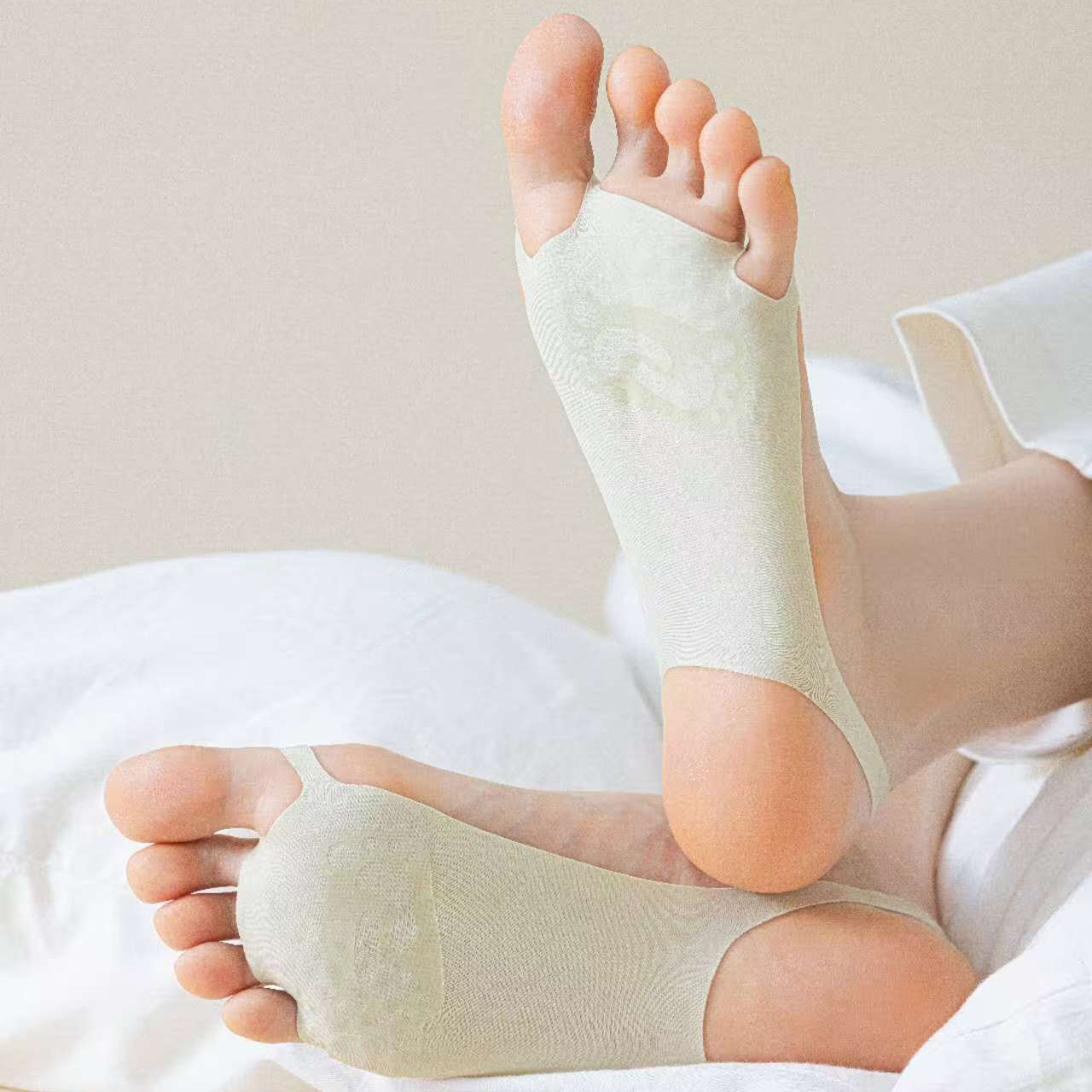 Open-Toe Garter Stockings for Women, Summer Thin Style, Low-Cut Invisible Ice Silk, Non-Slip, Two-Part High-Heeled Sandals with Boat Socks