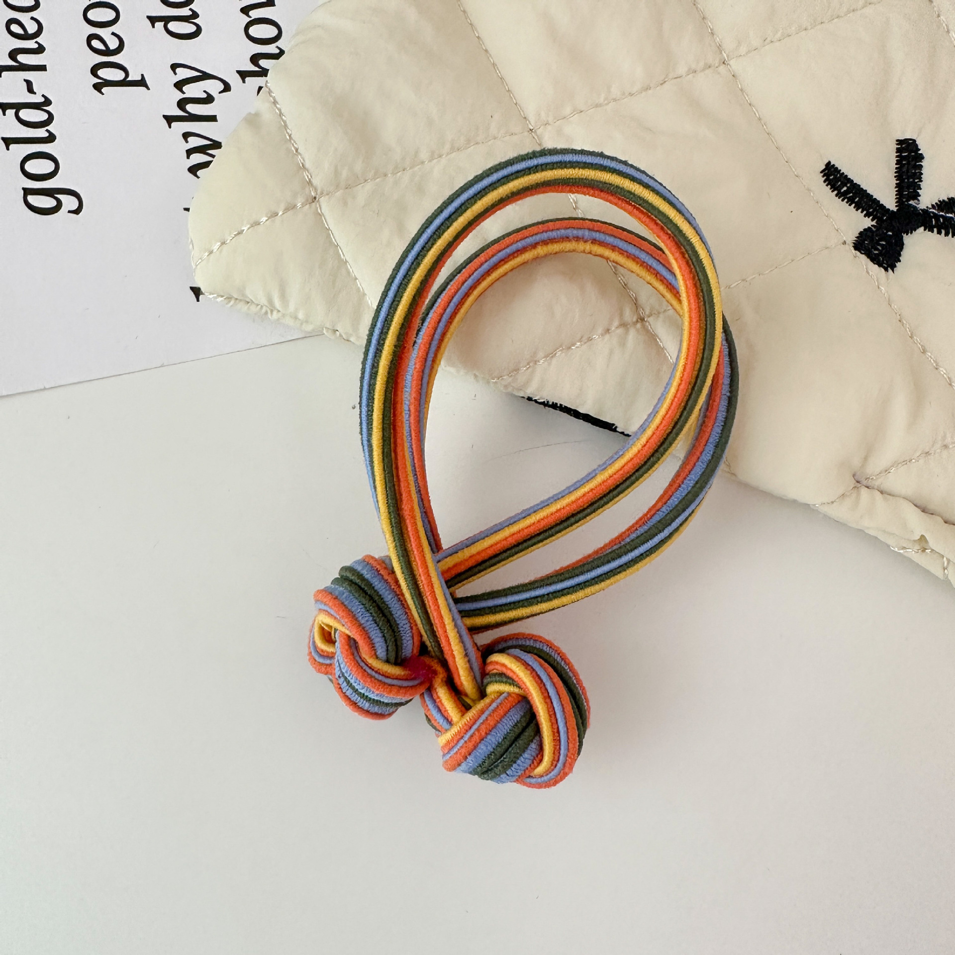 Anillo de cabello de nudo de cola de cabello de alta elasticidad no lesionar cabello de banda de goma roja durable cabello de cola de cabello de mujer al por mayor