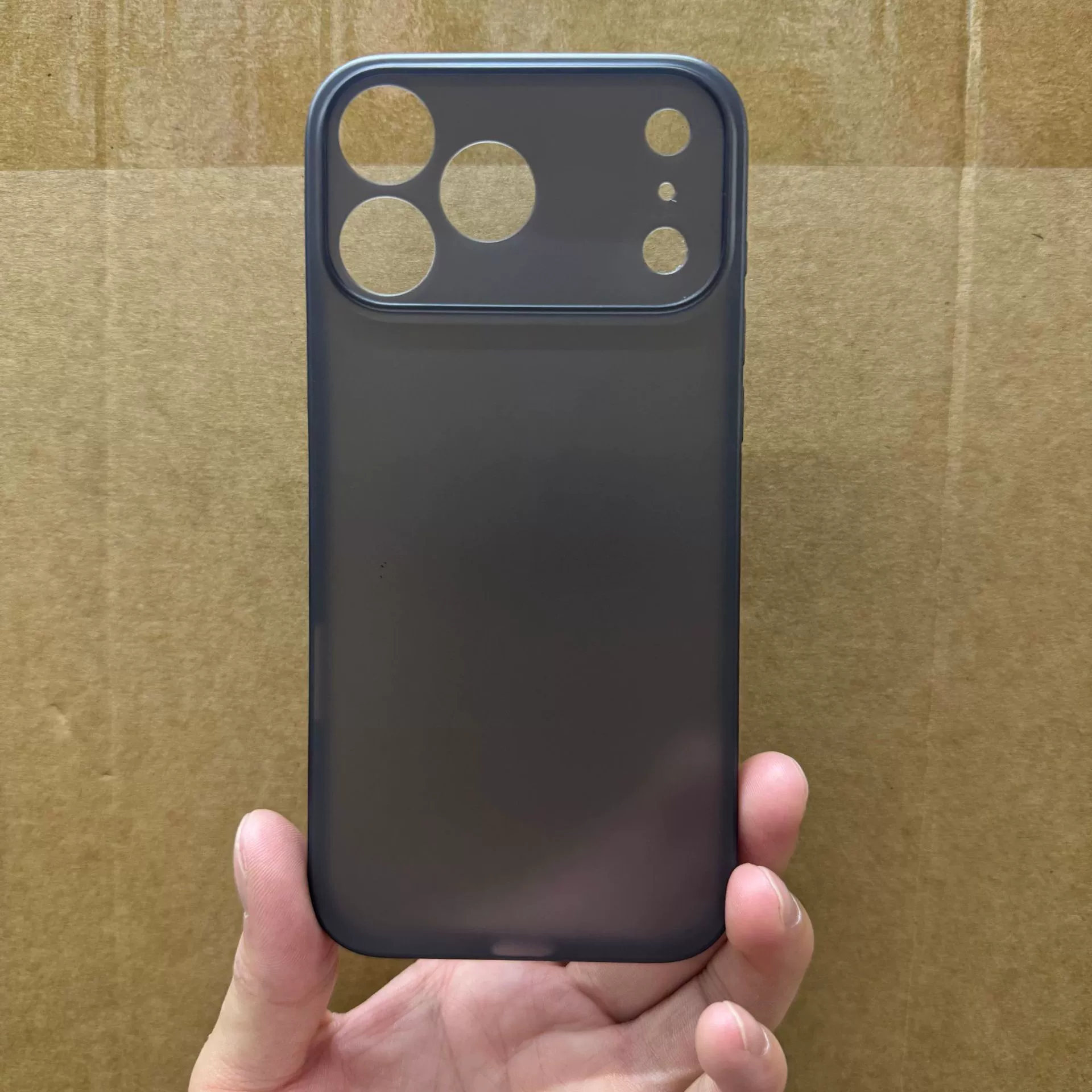 Чехол для телефона (Apple) iPhone17 — ультратонкий матовый PP корпус, прозрачная защитная накладка
