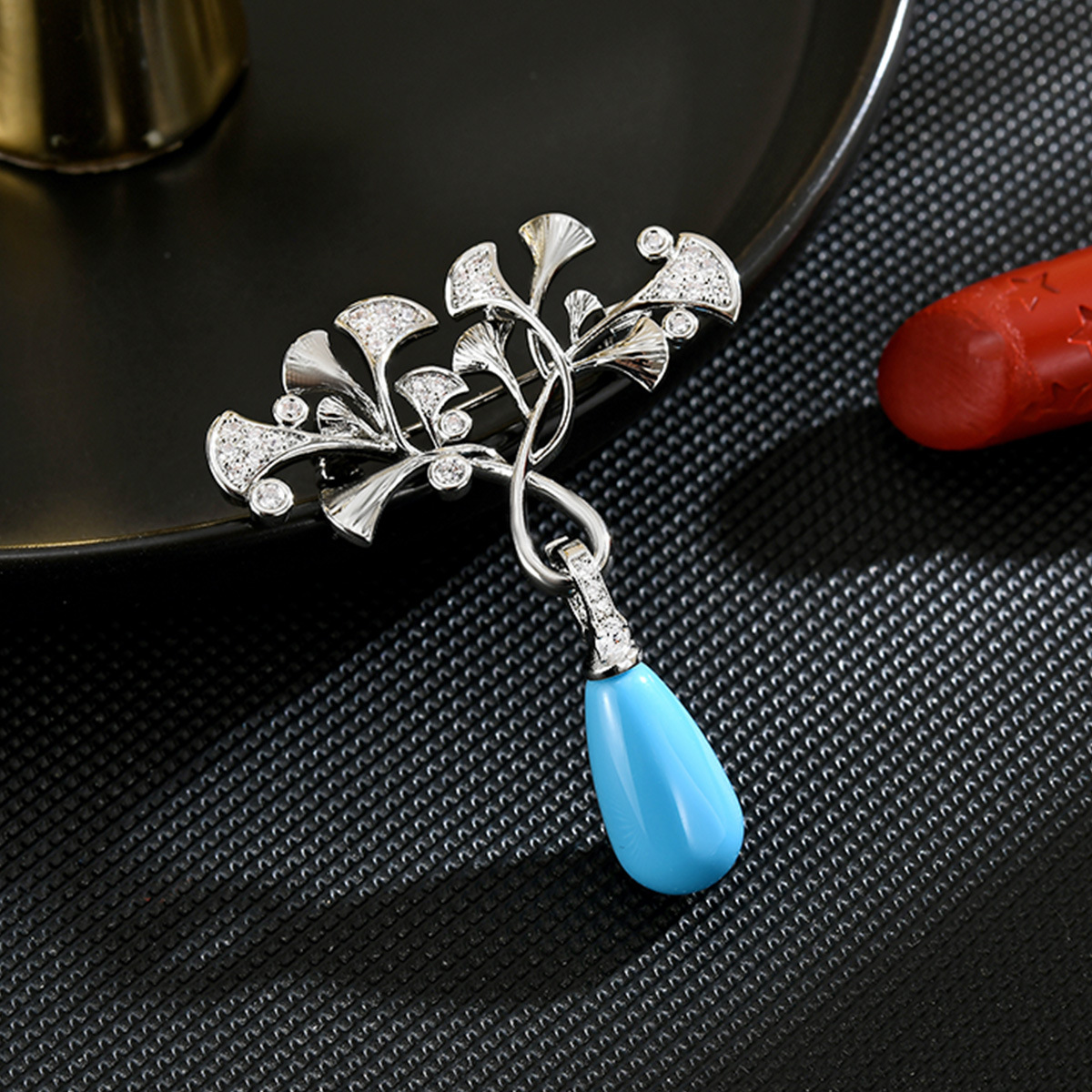 Retro Cheongsam Lapel Brooch, Han Dynasty Accessories, Tassel Pendant Pin, Ancient Style Exquisite Corsage, Chinese Style Ginkgo Leaf