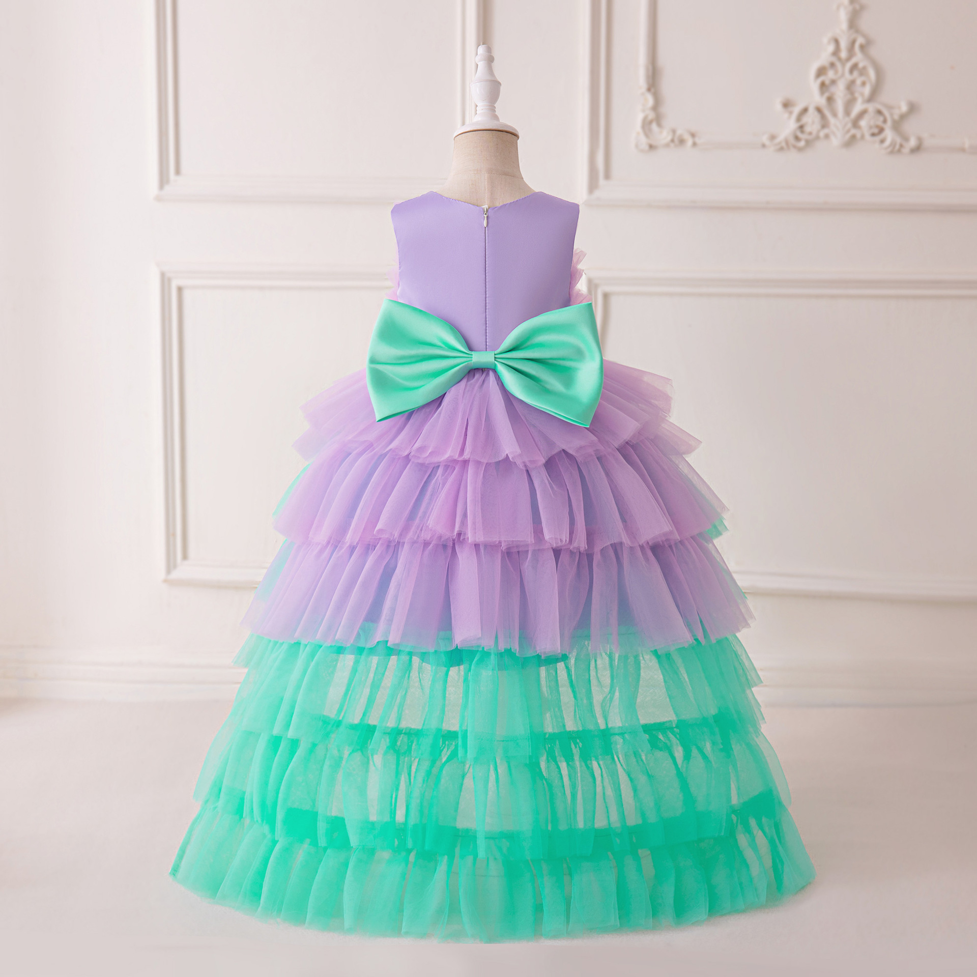 Nuevo vestido de niñas vestido de princesa cola desmontable arco de mariposa estilo extranjero ropa de desfile de modelo infantil