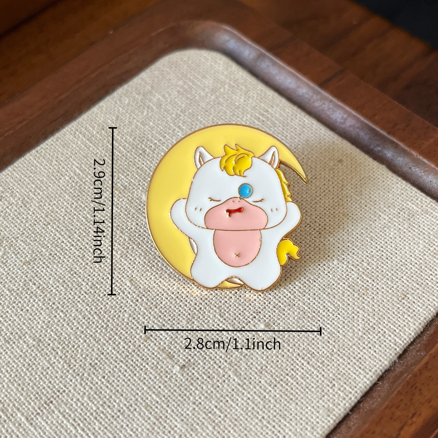 Nueva 2026 insignia del año del caballo, mascota de la marea nacional, ropa encantadora, broche, bolsos, accesorios, regalos de Año Nuevo