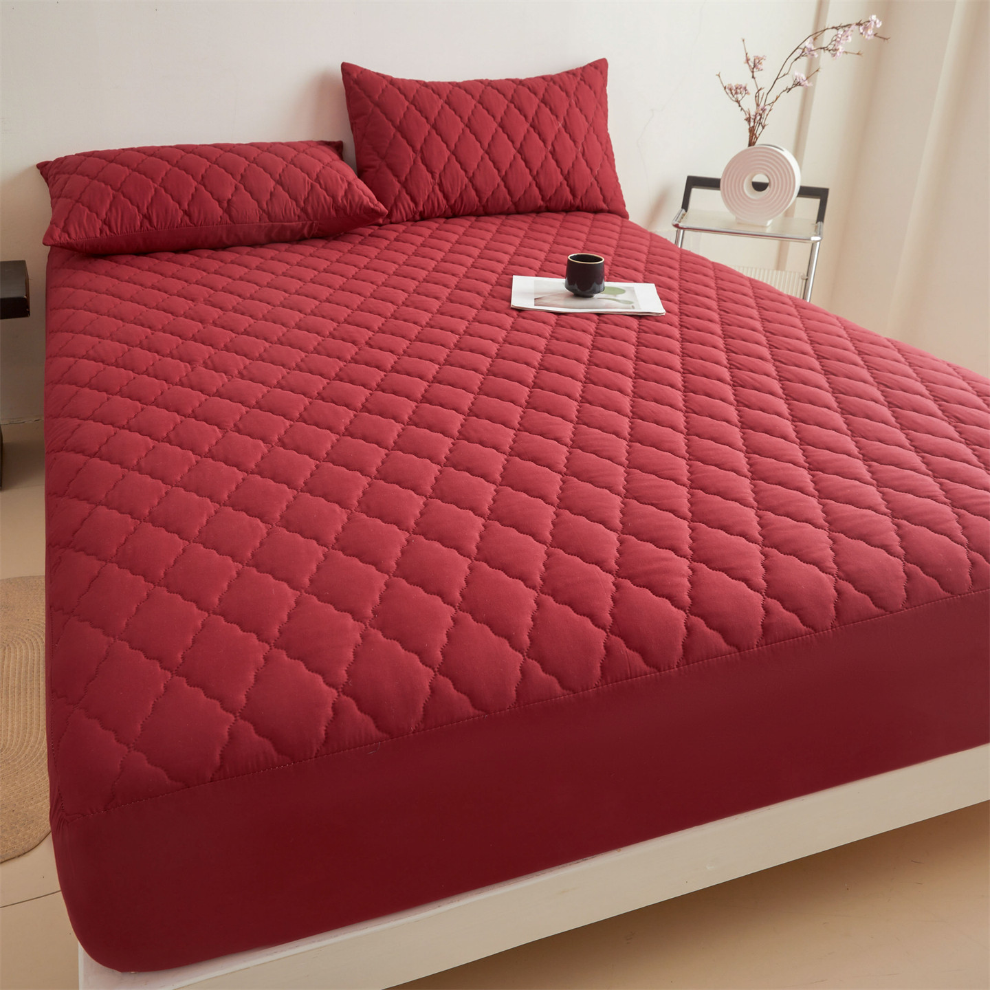 Protector de colchón impermeable con relleno de algodón, de una sola pieza gruesa, cubrecama con barrera contra orina, protector de colchón para Amazon, disponible con envío directo.