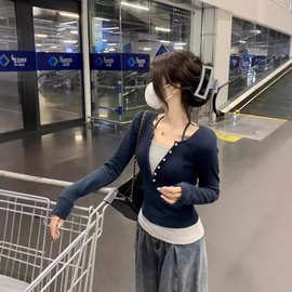 假两件v领长袖T恤女秋季新款设计感挂脖修身显瘦纯欲辣妹打底上衣