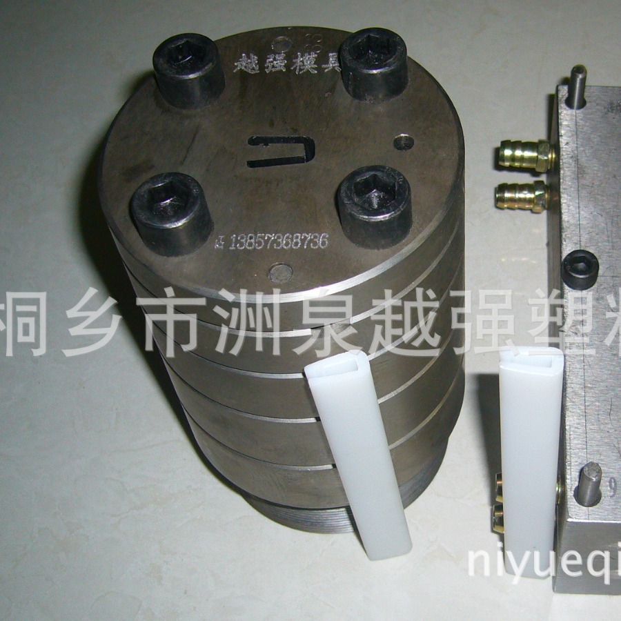 供应PS挤出模具 冰箱塑料卡条模具 冰箱装饰条挤出模具