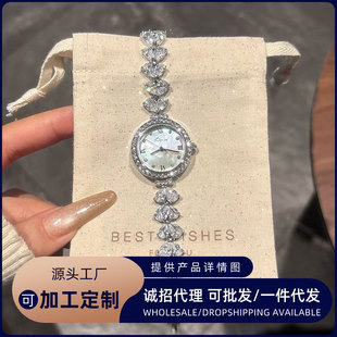 ���ךW�����~���|��ؐĸ����ֱ�Ů���p��С���r��������ﱬ��