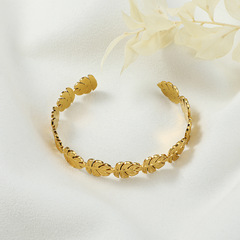 European and American Instagram-style stainless steel bracelet surrounded by leaves, minimalist fashionable metal open-style ring accessory, titanium steel wholesale