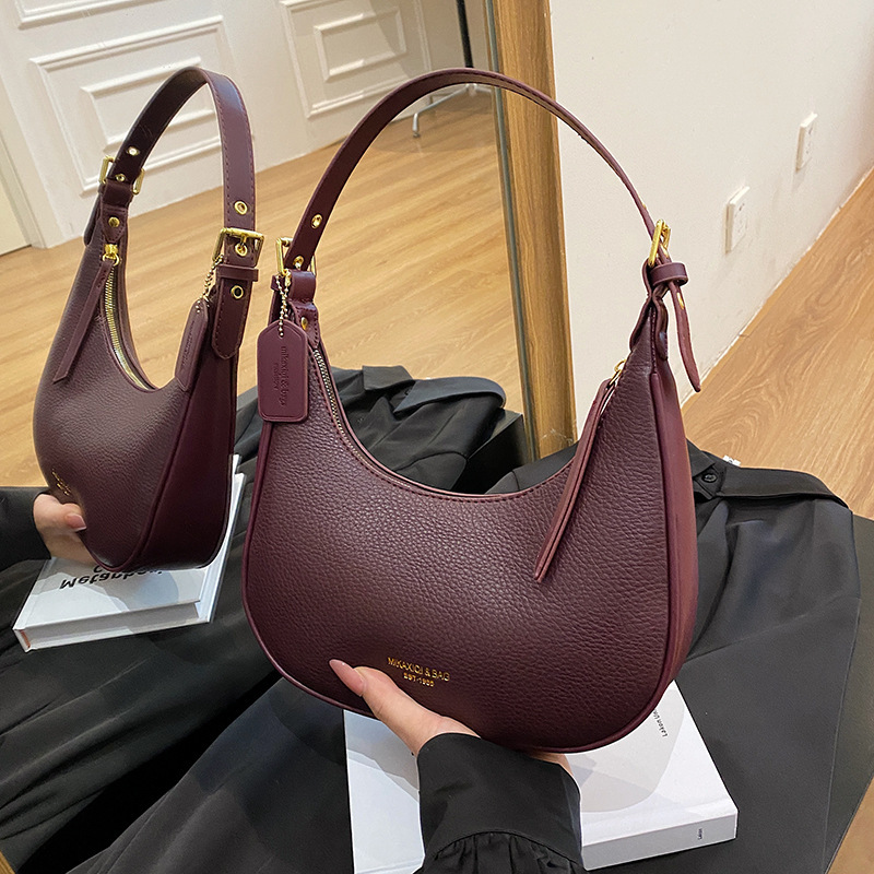 French Baguette Underarm Women's Bag, Niche Design, 2026 New Model, Crescent Saddle Bag, Soft Leather Handbag, Shoulder Bag, Crossbody Bag