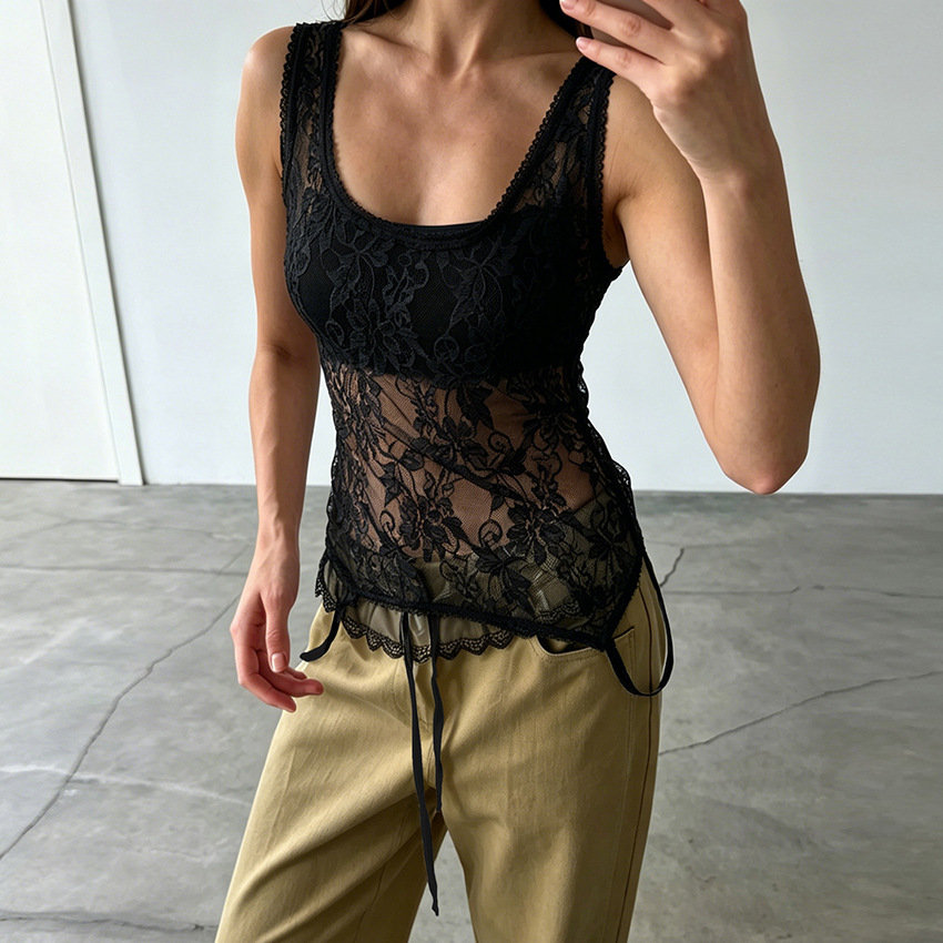 2026 primavera y verano nuevo chaleco de moda de encaje transparente sin mangas mujeres transfronterizas europeas y estadounidenses quieren puro estilo U cuello en la parte superior