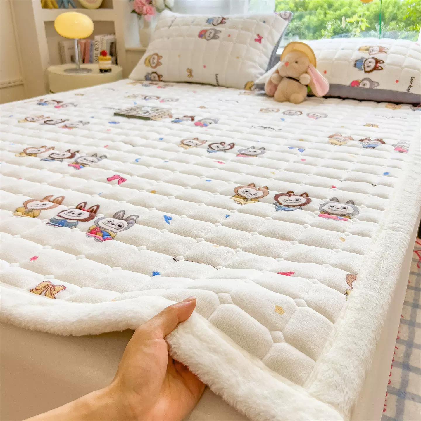 特价榻榻米软垫垫褥冬季加绒床垫宿舍学生单人牛奶绒夹棉垫被垫子