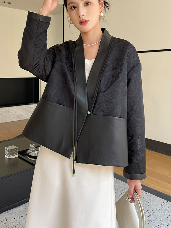 Sheepskin V Neck Printed Patchwork 2025 Autumn and Winter New New Chinoiserie Genuine Leather Jacket Women's Casual Versatile Leather Jacket a