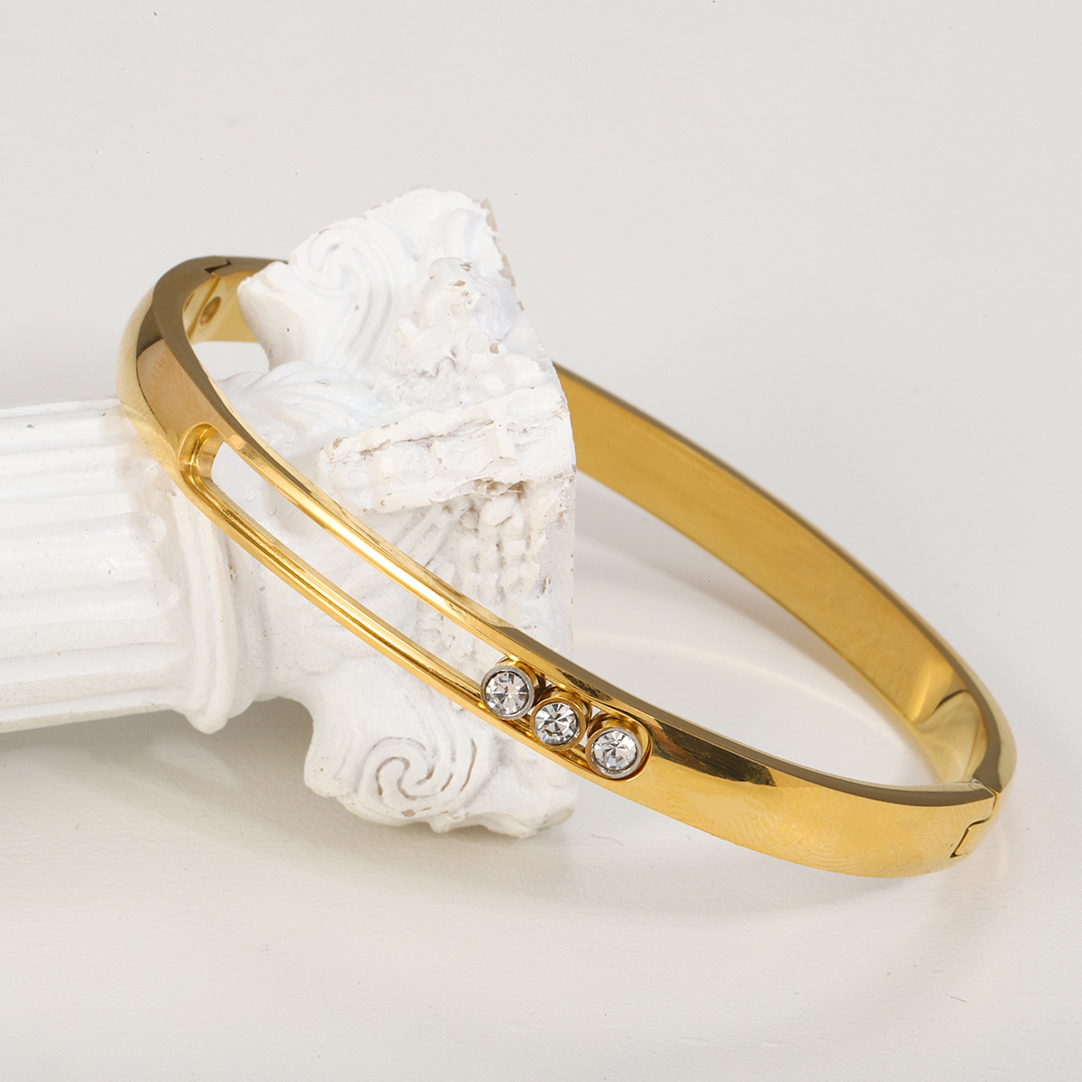 Bangle Classification Casual Simple Style Solid Color Titanium Steel Zircon Bangle In Bulk