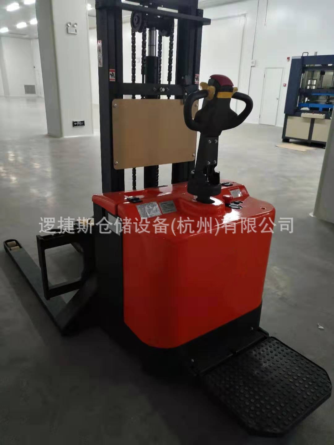 4f3854f9999f0e8c3567b1a3b8cd25