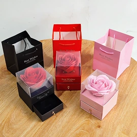 鲜花花艺制品;礼品盒;节日用品礼盒