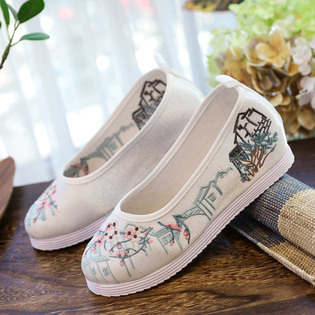 [Хан одежда обувь] внутри тысячи слой нижней круглой головкой вышитые ткани обувь женская обувь