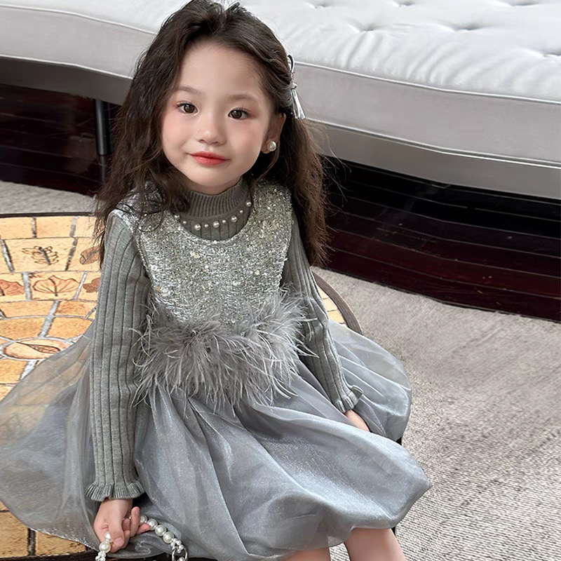 Vestido de niñas de terciopelo otoño-invierno 2025 nuevo estilo extranjero Gao Ding Baby Miu serie chaleco de viento pequeño vestido de princesa