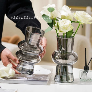 High-End Ins Style Simple Medieval Glass Vase Hydroponic Rose Lily Flower Arrangement Living Room and Restaurant Decorative Ornaments