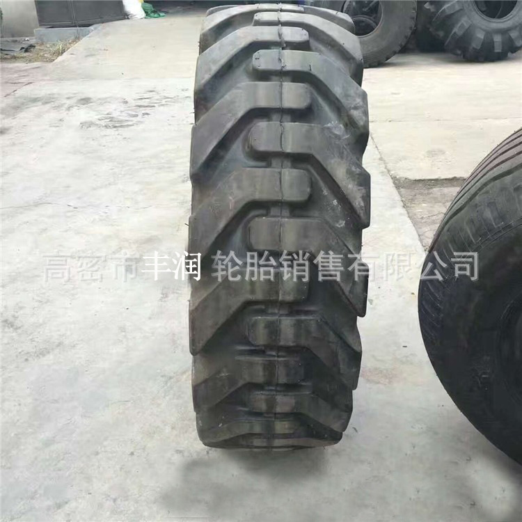 装载机轮胎17.5-25平地机轮胎14.00-24工程轮胎