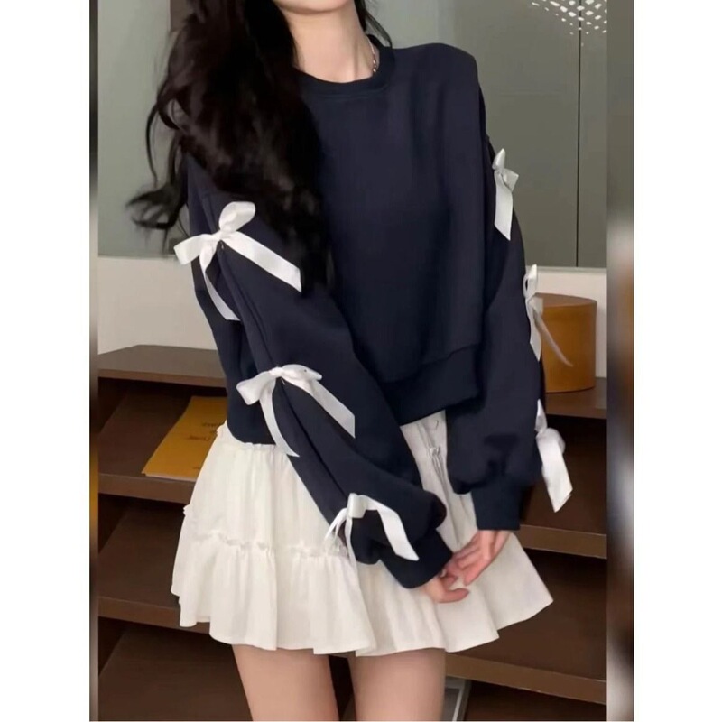 2025 Autumn and Winter New Slim-Fit Design Niche Ins Versatile Bow-Knot Design Gray Lazy Style Sweatshirt