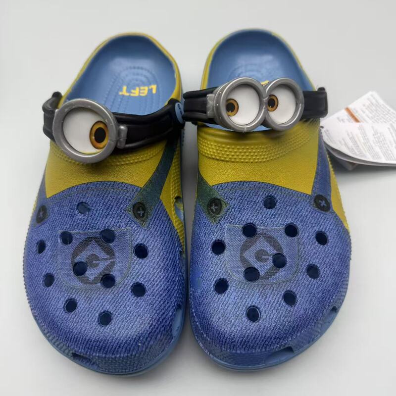 New Style Overalls with Minion Glasses, Clogs, Parent-Child Shoes, Beach Closed-Toe Sandals, Soft Sole, Comfortable and Available for Wholesale