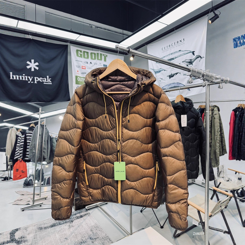 25 Autumn and Winter Fisheye Quilted Toast Jacket Unisex Wear-Resistant and Water-Repellent Outdoor Hooded down Jacket Thick 25 Autumn and Winter Fisheye Quilted Toast Jacket Unisex Wear-Resistant and Water-Repellent Outdoor Hooded down Jacket Thick