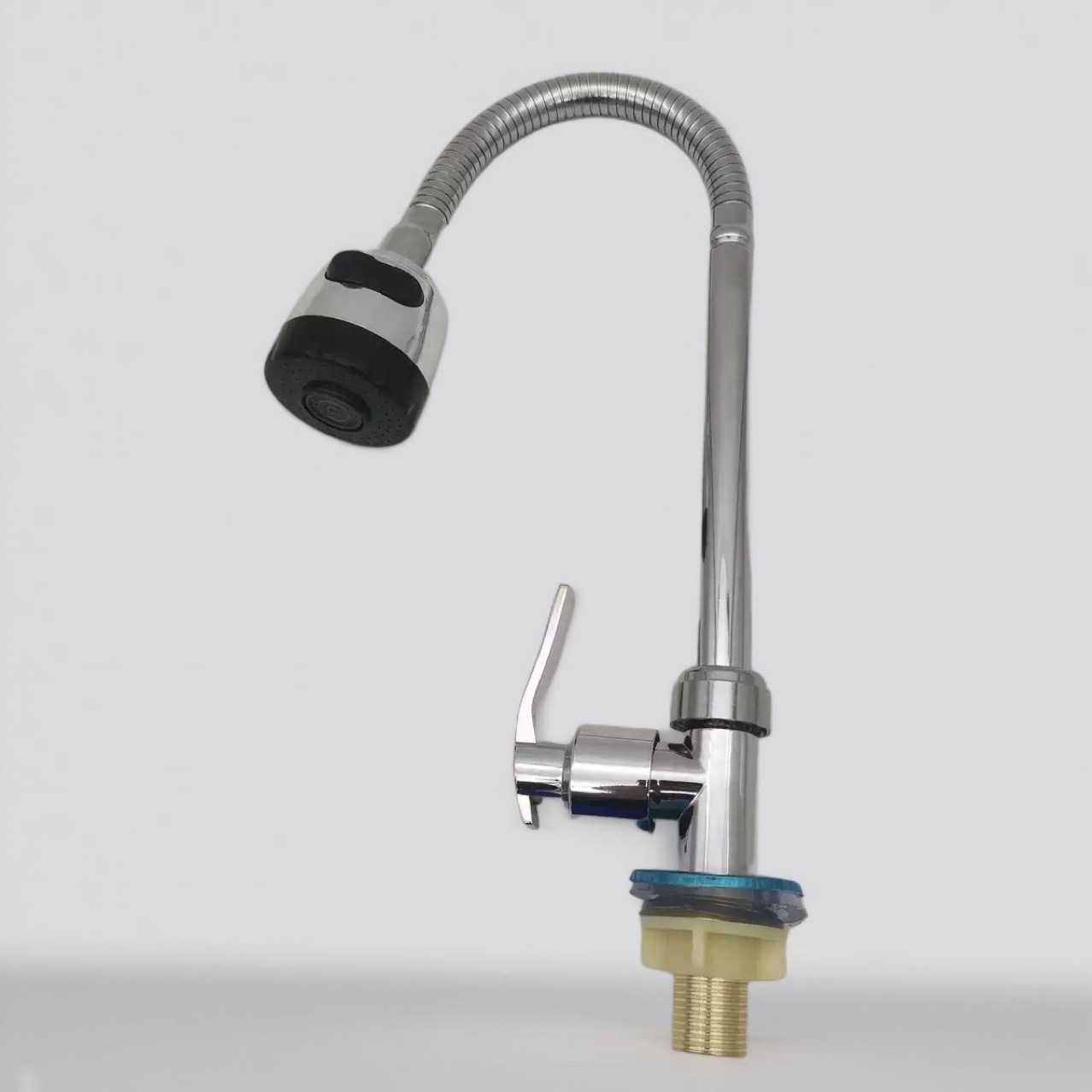 Zinc Alloy Vertical Swivel Kitchen Single Cold Water Sink Faucet for Bathroom Balcony with Rotating and Telescopic Features for Home Use
