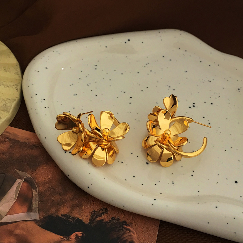 Glam Flower Copper Earrings Plating Copper Earrings