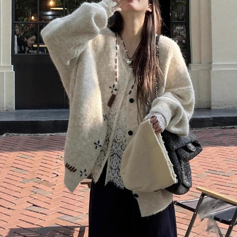 日系复古慵懒风V领针织外套女2025秋冬新款宽松大码文艺毛衣开衫|undefined
