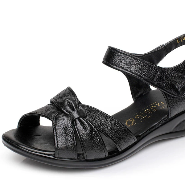 Black 002