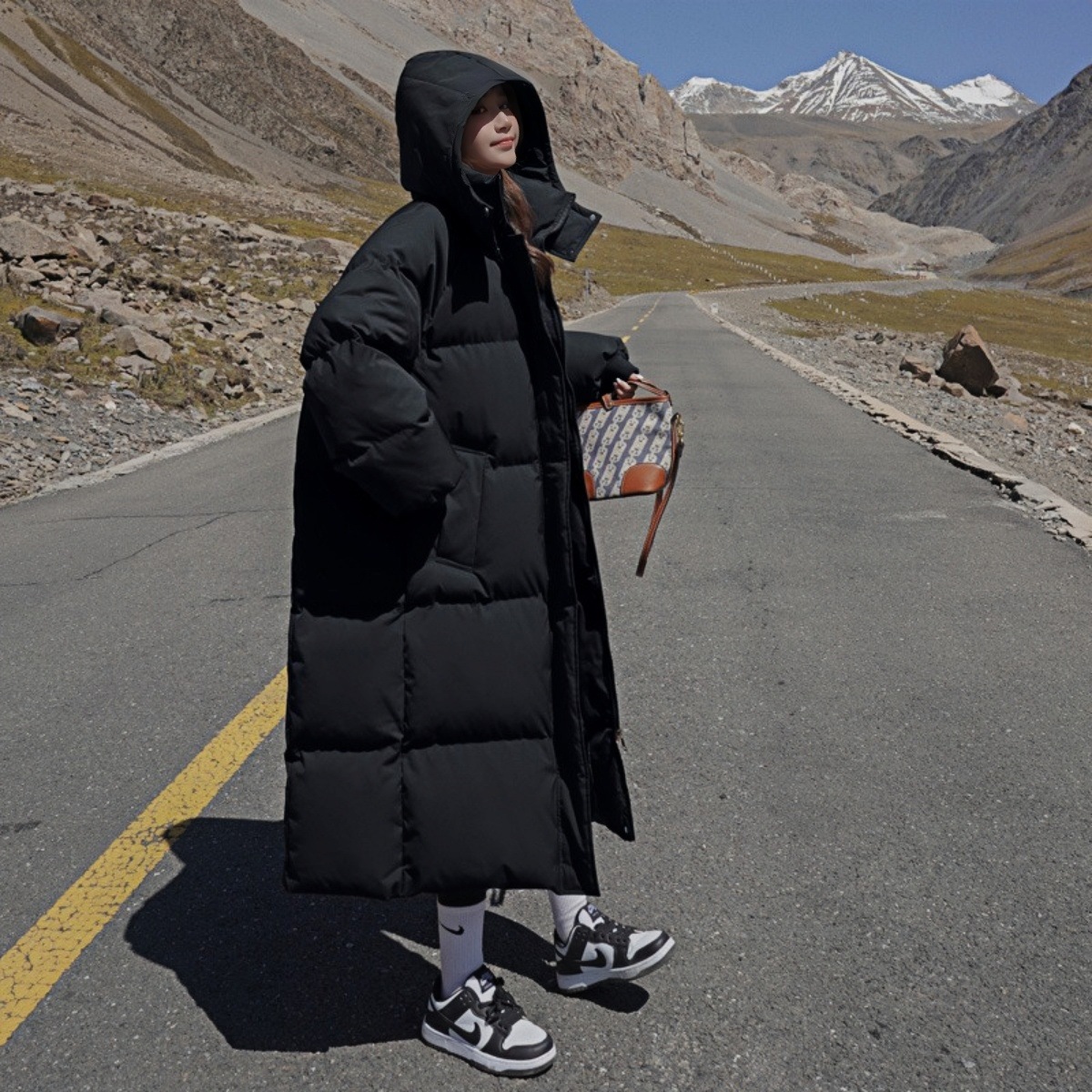 Fuera de temporada abajo abrigo de algodón acolchado de las mujeres de la mitad de la longitud suelta ins Hong Kong estilo pan abrigo de algodón acolchado abrigo de invierno nuevo abrigo de algodón acolchado moda image 9