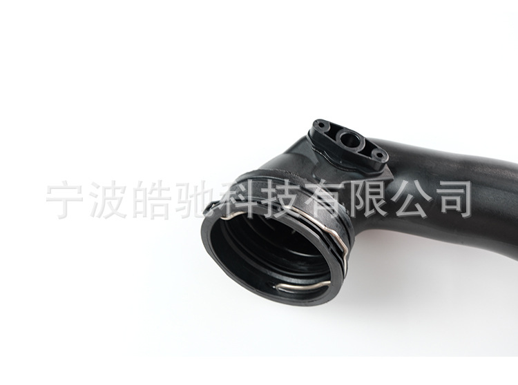 Suitable for Bmw F10 F18 F02 E70 E71 Intake Pipe Hose 13717609811