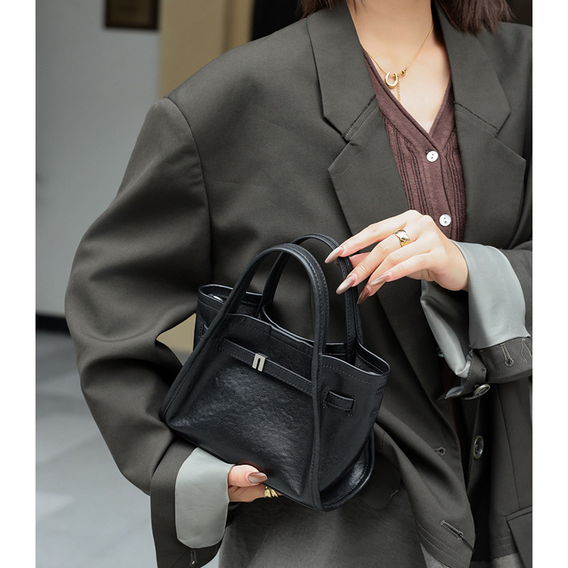 Niche Tote Bag 2026 New Arrival Top Grain Cowhide Leather Handbag Basket Bag Crossbody Bag Luxury Genuine Leather Small Bag