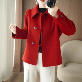 女式针织衫;女式毛呢外套;女式T恤