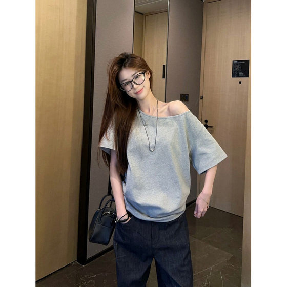 Oblique Collar Shoulder Short-sleeved T-shirt Women's Design Sense Grey Summer New Loose Slimming Elegant Half-sleeved T-shirt Top