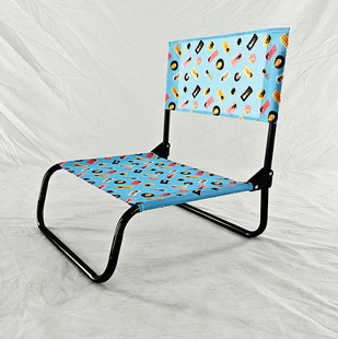 Factory direct supply metal skeleton beach chair modern simple lunch break chair outdoor play portable folding chair wholesale