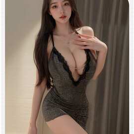 暗夜流光链条饰胸深v吊带包臀裙 情趣内衣性感纯欲露沟臀诱惑