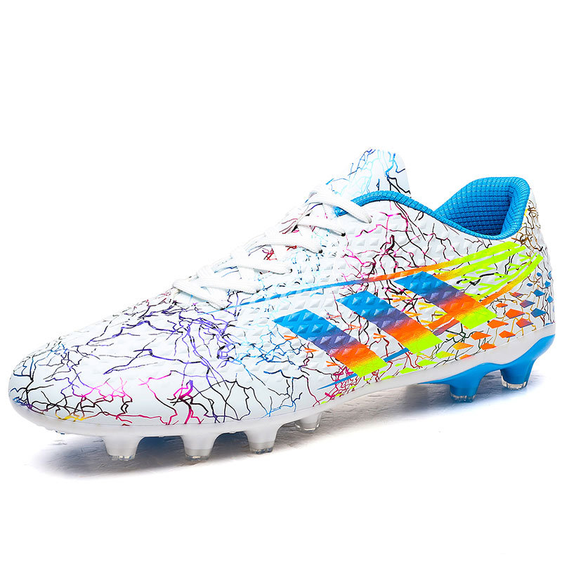 Fábrica de nuevos zapatos de entrenamiento de clavos largos zapatos de entrenamiento de clavos jóvenes estudiantes zapatos de entrenamiento de fútbol