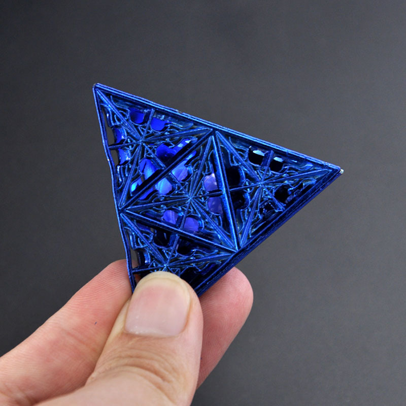 DL continente 6cm Hanhai periférica Qiankun cubierta colorida versión flash modelo de aleación juguete decoración joyería metal