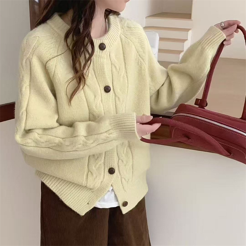 Autumn and Winter New Korean Style Loose Round Neck Twist Knitted Cardigan Women's Lazy Style Soft Waxy Sweater Jacket Women's Tops