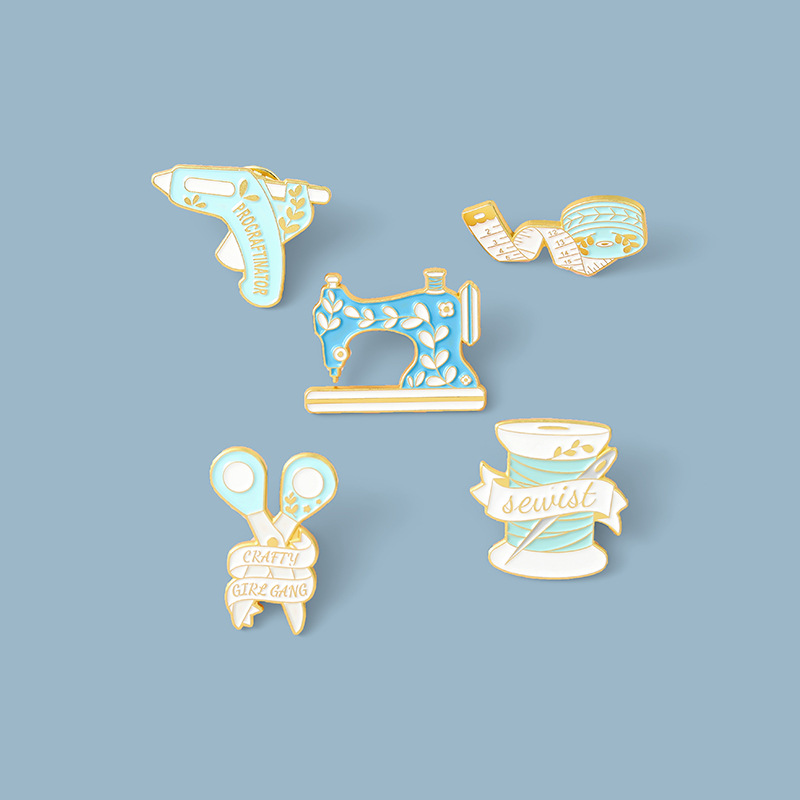 Cartoon Style Geometric Alloy Enamel Unisex Brooches display picture 3