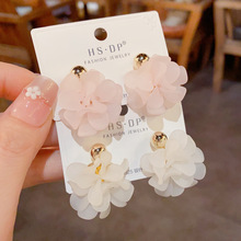 夏季新品时尚小清新花朵耳环气质简约设计感s925银针饰品源头厂家