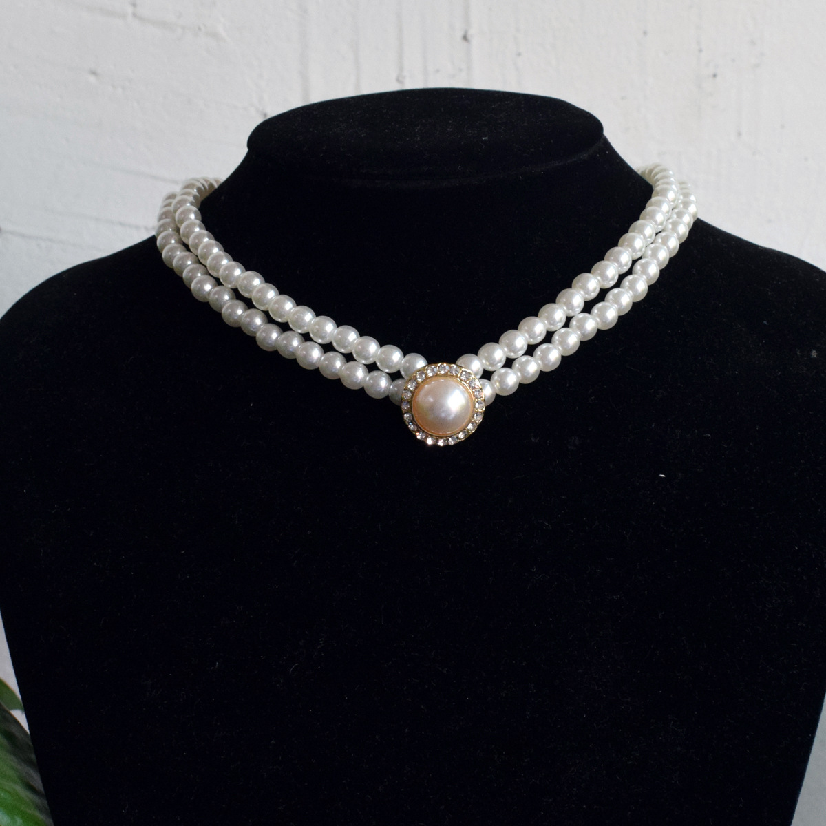 Collar Corto Doble Simple Con Perlas De Diamantes Y Cristal display picture 3