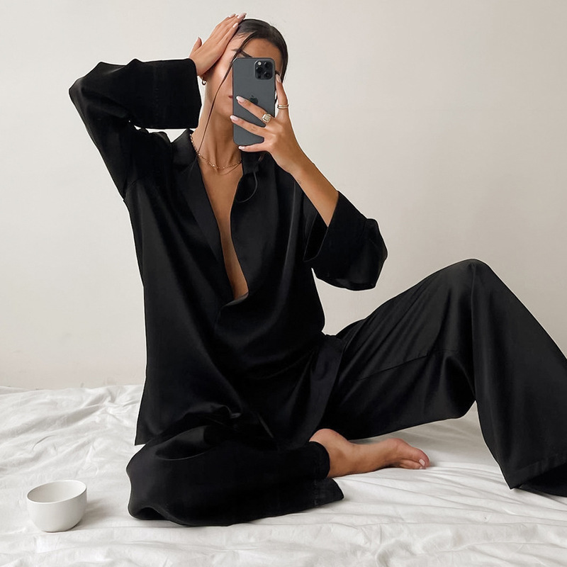 2026 European and American Autumn and Winter Satin Comfortable Long-Sleeved Long Pants Pajamas Women's Set Cross-Border Women's Loungewear Can Be Worn Outside