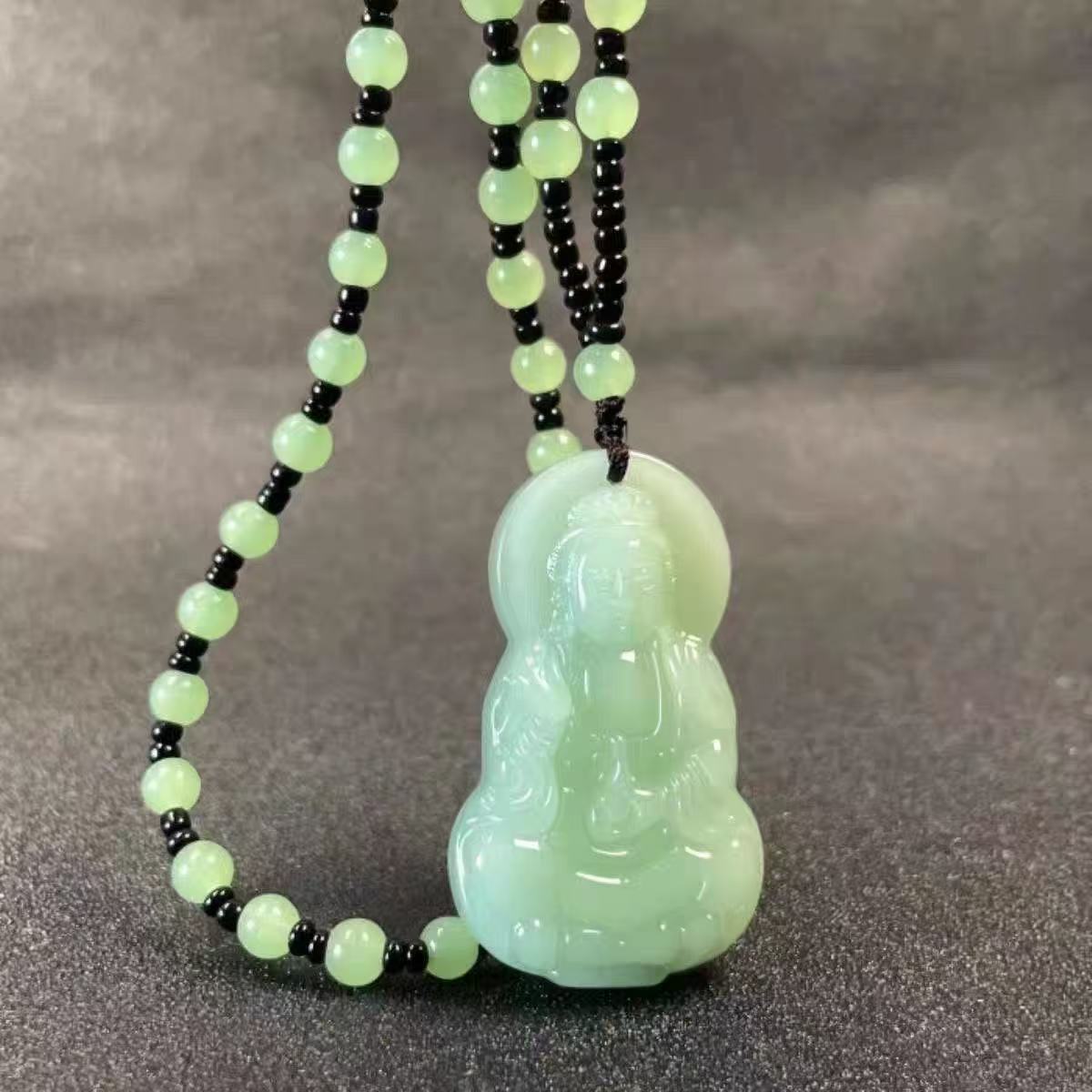 Nuevo jade sonriente ligero budismo guanyin dragón marca festival alto collar suéter cadena colgante lugar escénico joyas regalos
