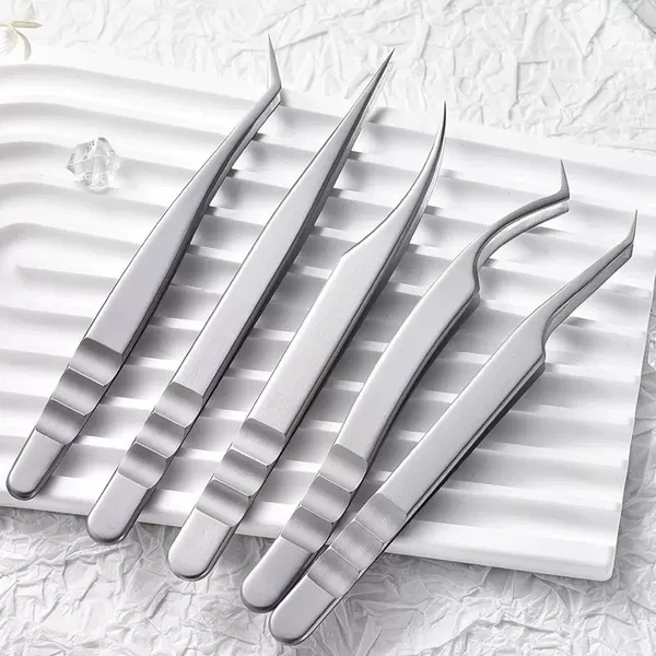 Cross-Border Chinese-Style False Eyelash Tweezers, High-Precision Eyelash Curlers from Ukraine, Professional Tweezers for Eyelash Technicians, Dolphin Gold Feather Tweezers