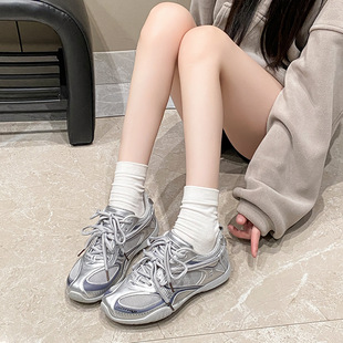 �nϵ�͹Űٴ�ʵ�ӖЬŮ2026���ľW��͸��r�����e�\������ЬŮ