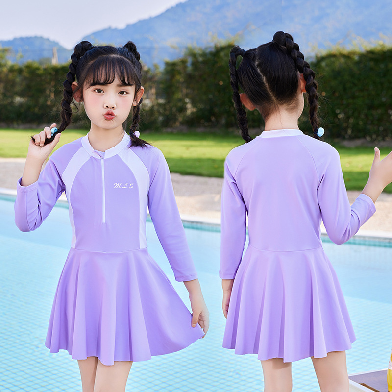 Girls' Swimsuits, Medium and Large Children's Long-Sleeved Sun Protection Swimsuits, Quick-Drying Baby Surfing Suits, Swim Skirts, Fashionable Sports and Leisure Beach