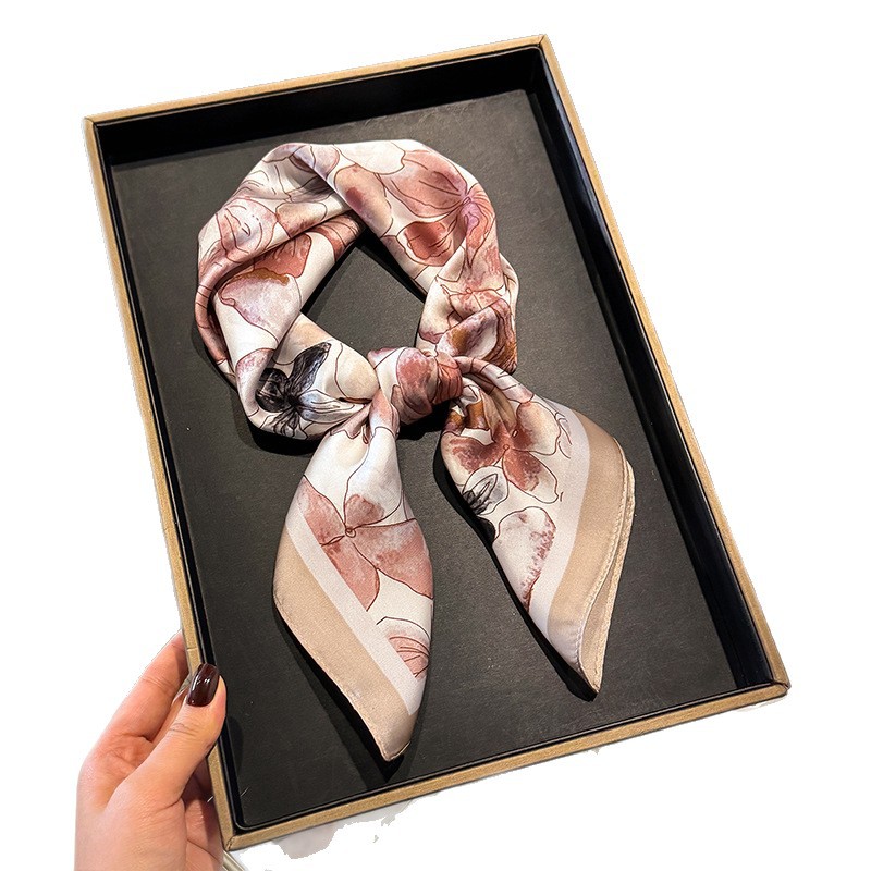 Women's French Style Light Luxury Floral Print Small Square Scarf Imitation Silk Headscarf Elegant Neck Warmer For Spring And Summer_voghion.com