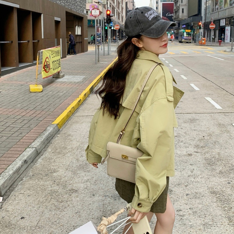 绿色短款风衣外套女2025年春秋新款高级设计感双排扣宽松休闲上衣