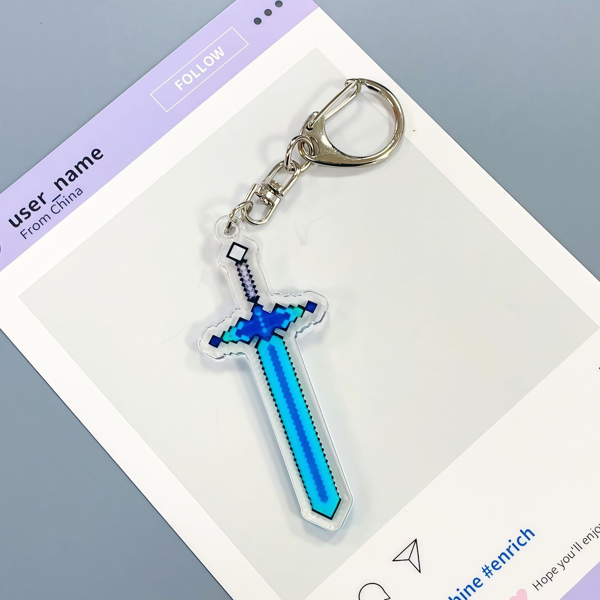 Mi mundo elemento caliente del dios de la guerra de la cuchilla de la vela para enviar a los amigos colgar regalos llaveros acrílicos